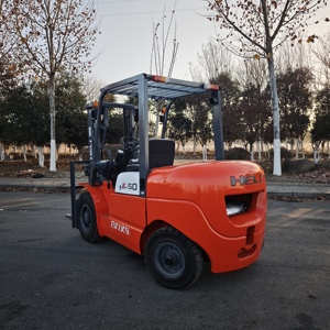 Chariot élévateur Heli d'occasion 5 tonnes à moteur thermique, en bon état, prêt à être expédié, <span class=keywords><strong>vente</strong></span> rapide aux enchères - Product Image 1