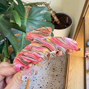 إكسسوارات شعر عصرية جديدة عالية الجودة من أسيتات بسيطة ، إكسسوارات شعر مثيرة للحفلات بتصميم قرش - Product Image 5