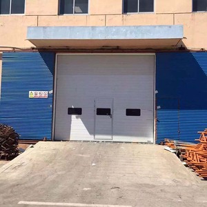 Vente en gros OEM <span class=keywords><strong>Porte</strong></span> de <span class=keywords><strong>garage</strong></span> coupe-feu <span class=keywords><strong>Porte</strong></span> élévatrice industrielle Perspective standard <span class=keywords><strong>Porte</strong></span> basculante à grande vitesse <span class=keywords><strong>Porte</strong></span> <span class=keywords><strong>sectionnelle</strong></span> industrielle - Product Image 5