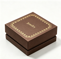 Boîte à bijoux de luxe avec fermeture magnétique en feuille d'or, matériaux recyclés, boîte cadeau en papier rigide, insert en éponge, emballage personnalisé avec logo