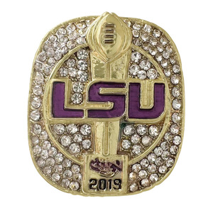 Bague en alliage avec pierres précieuses Champion NCAA LSU <span class=keywords><strong>Alliance</strong></span> universitaire de Louisiane 2019 Dropshipping - Product Image 2