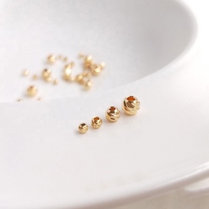 Cuentas Redondas Personalizadas Chapadas en Oro de 18k al Por Mayor, Bolas de Diferentes Tamaños, Componente de Joyería para Manualidades, Accesorios para la Fabricación de Pulseras Hechas a Mano - Product Image 2