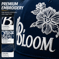 Gorra Snapback Azul Marino con Bordado Floral 3D Premium, Ajuste Estructurado, Estilo Urbano, con Letras Bloom Personalizadas