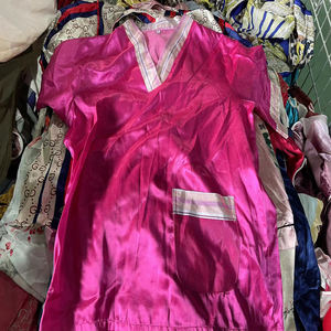 ผู้จัดจำหน่ายเสื้อผ้ามือสองแท้ ยี่ห้อดัง พร้อมป้ายและรหัส Xp <span class=keywords><strong>ขาย</strong></span>ส่งแบบ<span class=keywords><strong>กระสอบ</strong></span>สีเหลือง - Product Image 3