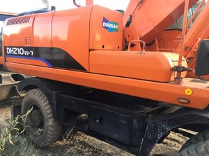 รถตักดินอเนกประสงค์แบบเกาหลีของแท้รถ DH210-7รถฮุนไดประสิทธิภาพสูง - Product Image 6