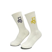 Chaussettes tube éponge brodées en 3D à motif ours personnalisable unisexe pour la saison hivernale, style décontracté pour hommes