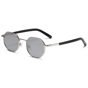 แว่นกันแดดโพลาไรซ์คุณภาพสูงสำหรับทุกเพศ เลนส์ TAC ป้องกันรังสียูวี 400 กรอบ TR90 ทรงสี่เหลี่ยมเต็มกรอบ ดีไซน์โปร่งใส ทันสมัย สไตล์ลำลอง - Product Image 1