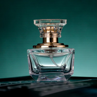 Flacon de parfum rectangulaire en verre mat transparent 50 ml, design unique 2026, avec pulvérisateur à pompe doré, rechargeable et personnalisable, parfum épais