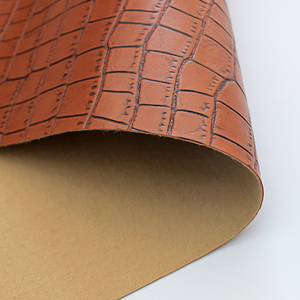 <span class=keywords><strong>Tissu</strong></span> <span class=keywords><strong>fantaisie</strong></span> en similicuir crocodile de couleur unie résistant à l'eau pour la fabrication de portefeuilles - Product Image 5