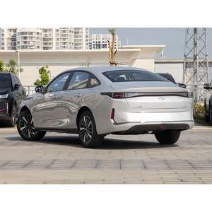 2025 Changan Qiyuan รถซีดานไฮบริดไฟฟ้า A05กลิ่นหอมแท้พร้อมพวงมาลัยซ้าย70คันชั้นนำ-ยานพาหนะพลังงานใหม่ - Product Image 2