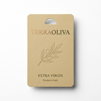 Étiquettes suspendues personnalisées en papier kraft avec logo en feuille d'or et gaufrage pour huile d'olive et produits gastronomiques