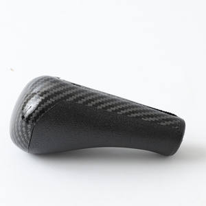 Pomo de Palanca de Cambios de Coche, Textura de Fibra de Carbono Electrochapada, Ajuste Universal - Product Image 1