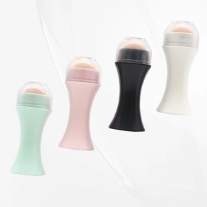 Rouleau absorbant l'excès de sébum en pierre volcanique personnalisé avec logo – Rouleau facial en pierre volcanique naturelle - Product Image 4