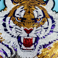 Patchs en sequins brillants exquis en forme de tête de tigre pour sweats à capuche, logo universitaire pour les jours de match, appliques personnalisées en sequins tête de tigre