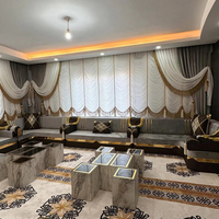 Canapé modulaire carré traditionnel arabe en tissu rembourré, design confortable pour salon, avec rembourrage en éponge