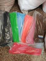Ledi Attaches de câble en mousse plastique autobloquantes durables pour centre de jeu intérieur Trampoline Park Capacité de 100