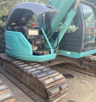 Les excavatrices d'occasion Kobelco SK70 à haute efficacité et transmission hydraulique se vendent bien en Libye