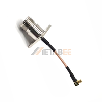 Connecteur UHF droit à 4 trous avec montage sur bride, câble de raccordement RG316, prise MCX à angle droit