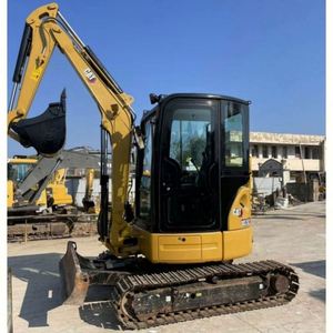 รถขุดขนาดเล็ก Caterpillar 303.5E น้ำหนัก 3.5 ตัน พร้อมเครื่องยนต์ Cat C1.8 บูมหมุนได้ ซีโร่เทลสวิง เครื่องจักรอเนกประสงค์ระดับพรีเมียม - Product Image 2