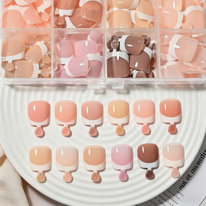 288 <span class=keywords><strong>faux</strong></span> <span class=keywords><strong>ongles</strong></span> de <span class=keywords><strong>pieds</strong></span> carrés courts, couleur nude et blanc, effet brillant <span class=keywords><strong>naturel</strong></span>, couvrance totale, réutilisables, pour les <span class=keywords><strong>pieds</strong></span> - Product Image 5