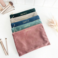 Logo imprimé personnalisé en gros petite pochette à fermeture éclair en velours sac à cosmétiques de luxe de haute qualité bijoux stockage cadeaux maquillage sacs