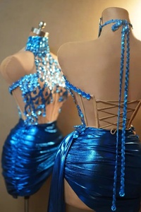Robe de soirée moulante bleue à sequins pour fête d'anniversaire, silhouette licou en dentelle chic et mousseline, idéale pour chanteuse, danseuse, ou costume de drag queen - Product Image 5