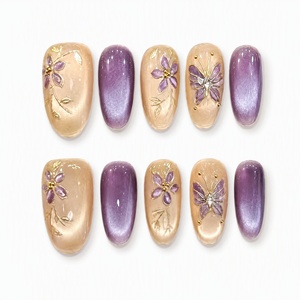 Faux ongles autocollants œil de chat violet transparent effet glace, faits main, luxe, printemps-été, papillon doré, mini fleurs, 10 pièces - Product Image 1