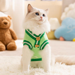 Small Dog Pet Cat <span class=keywords><strong>Clothes</strong></span> Outono e inverno Warm Knitted Bear Letter Sweater Espessado para conforto para feriados de Natal - Product Image 1