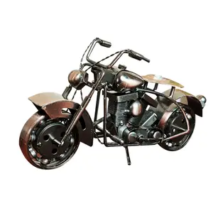 Promoción caliente regalo hogar Oficina Mesa decoración arte escultura Metal motocicleta Retro clásico hecho a mano hierro motocicleta