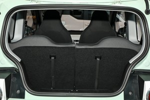 购买中国热销迷你电动车五菱宏光迷你电动车<span class=keywords><strong>3</strong></span>门4座掀背车215公里远程电动车待售 - Product Image 6