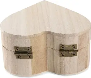 Scatola di immagazzinaggio in legno non verniciato a forma di cuore non finito decorazione per gioielli in legno con cerniera magnetica