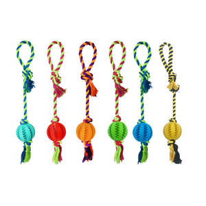 Toptan çevre dostu köpek çiğneme ipi oyuncaklar çiğneme lastik top ile dayanıklı örgülü pamuk halat çok satan ürün - Product Image 1