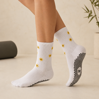 Chaussettes de yoga pour femme, respirantes, antidérapantes avec grip en silicone, écologiques, pour fitness et Pilates, personnalisables, de haute qualité, antibactériennes