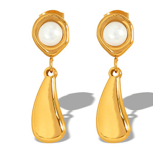 ต่างหูทรงหยดน้ำประดับมุก ชุบทอง 18k ทำจากไทเทเนียมสตีล สำหรับผู้หญิง สวมใส่ได้ทุกวัน - Product Image 5