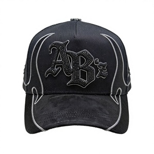 Casquettes BAEZ de luxe en gros à rayures, visière incurvée en daim, logo brodé 3D, 5 panneaux, ajustables, Gorras Baez - Product Image 2