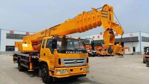 Chargement de 10/12/16/25 tonnes Boom Arm 4x4 Grue Hydraulique <span class=keywords><strong>Camion</strong></span> Grue <span class=keywords><strong>Prix</strong></span> Mini Grue Montée sur Véhicule à Vendre - Product Image 3