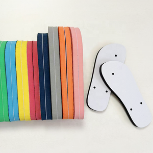 Tongs de plage à succès en 2025, tongs pour femmes, hommes et adultes, pantoufles antidérapantes en caoutchouc, tongs vierges pour sublimation - Product Image 6