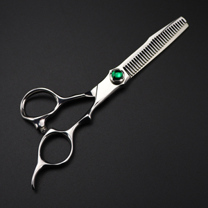 <span class=keywords><strong>Ciseaux</strong></span> plats en acier inoxydable 9CR de 6 pouces 62HRC pour barbiers, coiffeurs, salons de beauté, <span class=keywords><strong>ciseaux</strong></span> spéciaux fins pour l'éclaircissage - Product Image 4