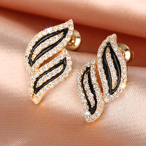 Orecchini a Perno Stile Francese a Forma di Foglia, Design Geometrico Elegante, Gioielli per Orecchie da Donna, per Uso Quotidiano, Outfit da Festa, Accessorio Regalo - Product Image 6