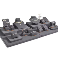 Ensemble de présentoirs à bijoux en microfibre de luxe pour comptoir de magasin, présentoirs et organisateur de plateaux pour bagues, boucles d'oreilles, colliers