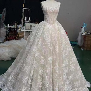 Vestido de Novia Romántico Jancember Hz026, Color Marfil, Cuello Cuadrado, Tirantes Anchos, Corsé Estilo Basque, Encaje Floral Francés, Estilo Princesa - Product Image 1