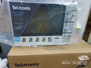 Tektronix MDO34 3-BW-500 Mixed Domain <b>Oscilloscope</b> 500MHz New - Product Image 5