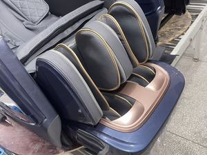 Sillón <span class=keywords><strong>de</strong></span> <span class=keywords><strong>Masaje</strong></span> Eléctrico <span class=keywords><strong>de</strong></span> Lujo Automático 4D con Función Musical, <span class=keywords><strong>de</strong></span> Cuero PU, <span class=keywords><strong>Gravedad</strong></span> <span class=keywords><strong>Cero</strong></span>, Multifuncional para Todo el Cuerpo - Product Image 5