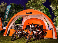 Tente gonflable de publicité imperméable de dôme d'air d'événement de sports motorisés extérieur de gazebo X