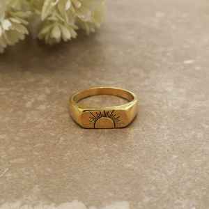 Anillo de Plata de Ley 925 con Diseño de Sol Nascente, Anillo de Boda de Lujo, Regalo Celestial de Moda para Él y Ella - Product Image 6