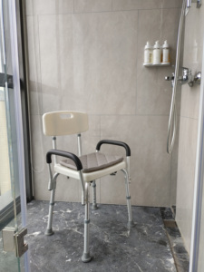 <span class=keywords><strong>Silla</strong></span> de <span class=keywords><strong>Ducha</strong></span> Ajustable de Aluminio para Discapacitados con Reposabrazos, Fabricada en China, Modelo BQ401A - Product Image 6