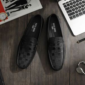 2025 Fashion New Design Handmade Patchwork Men's Formal Leather <b>Shoes</b> Casual Customized Business Loafers <b>Height</b> <b>Increasing</b> - Product Image 3