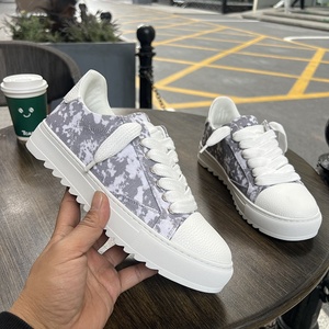 Chaussures de course pour hommes de haute qualité, confortables, polyvalentes, à semelle plate, en denim, en cuir véritable, en toile, tendance - Product Image 3