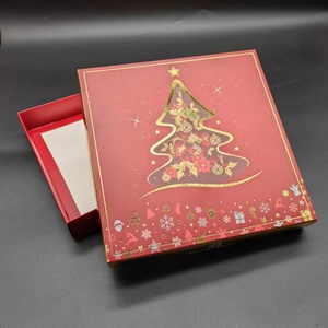 Boîte cadeau de Noël haut de gamme en matériaux recyclés écologiques avec couvercle gaufré doré pour bonbons, friandises et chocolats - Product Image 6