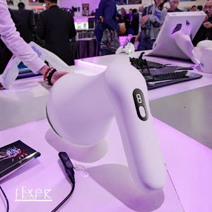 Der ultimative handliche Massagehammer, der einen Stabmassagegerät mit einem Holzhammer für Vielfalt kombiniert. - Product Image 3